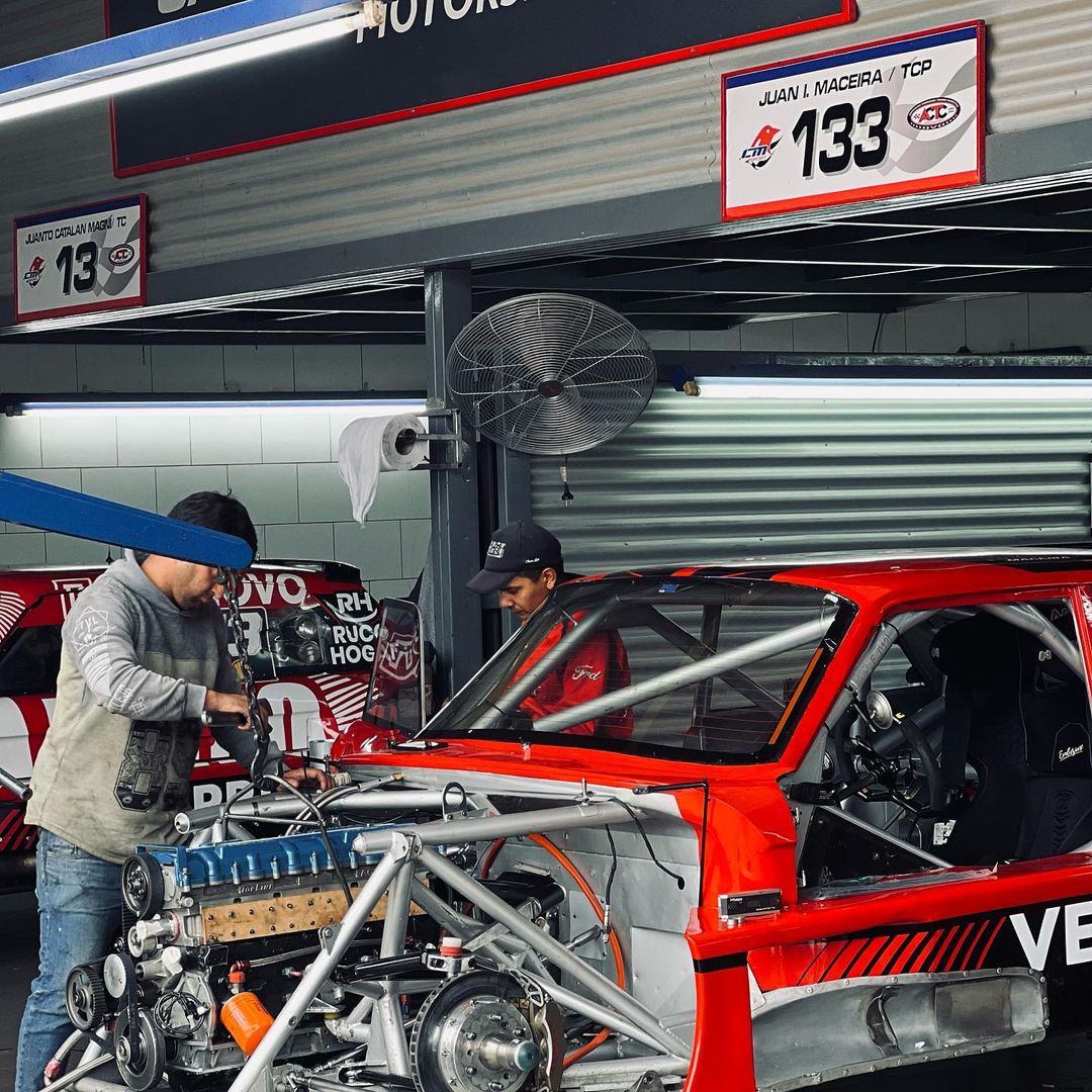 Las imágenes de los trabajos en el nuevo auto de Juan Ignacio Maceira:: maceira 02.jpg